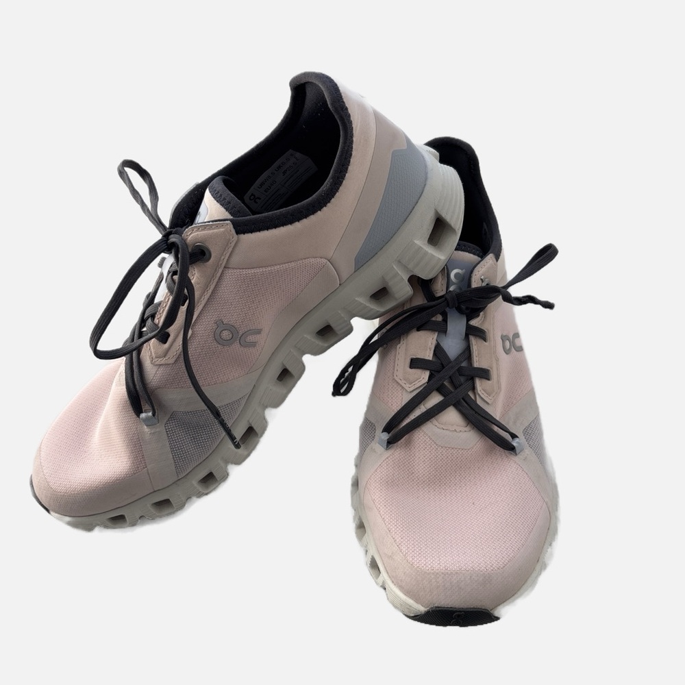 On Running Women's Light Pink and Gray Sneakers